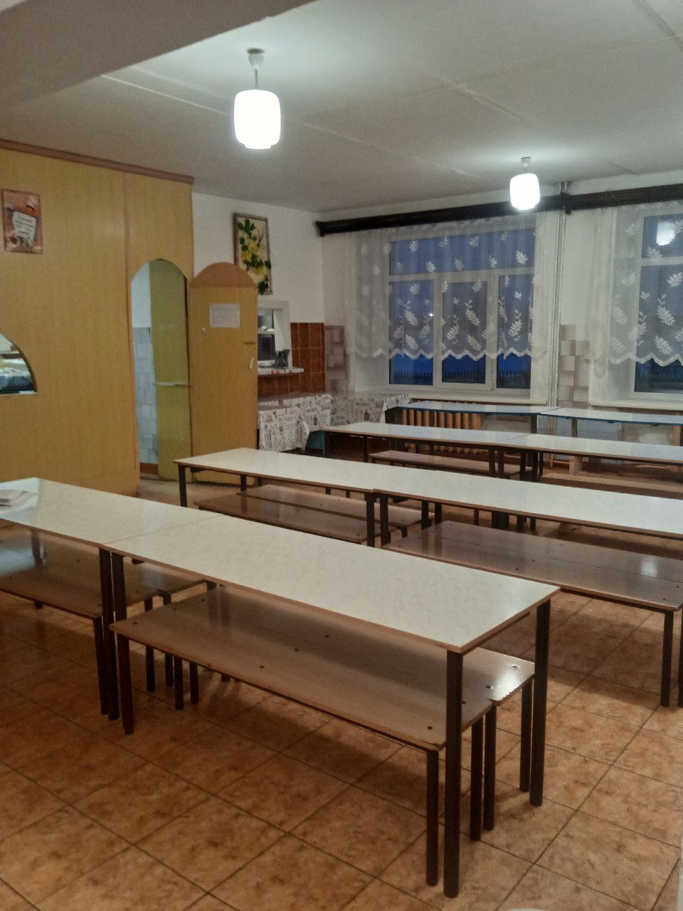 Столовая.